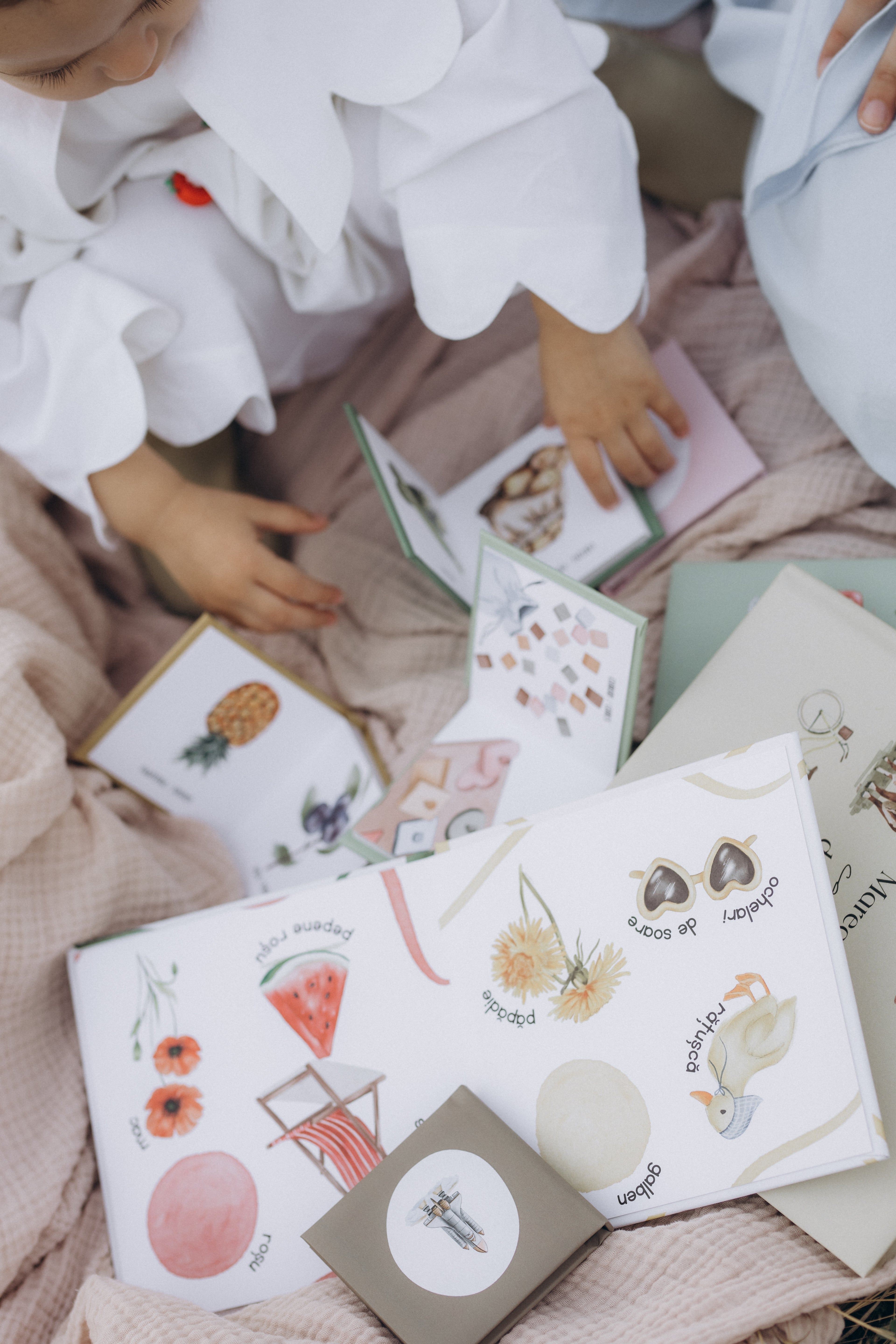 Cartea despe culori ilustrată